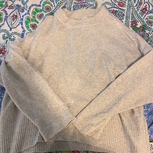 A new day sweater size M